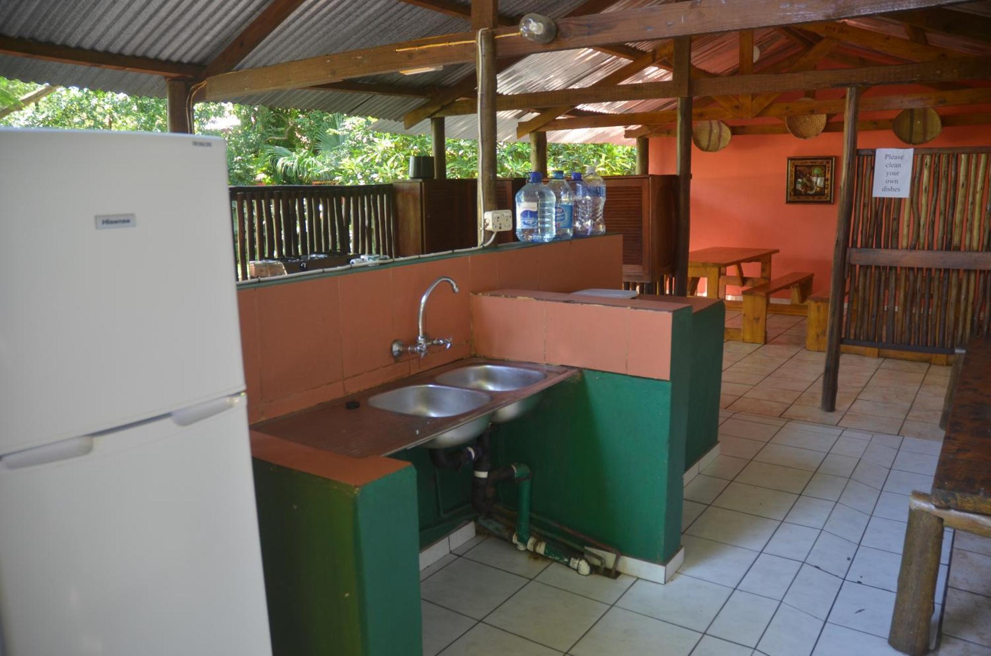 Bushbaby Lodge & Camping Hluhluwe Bilik gambar